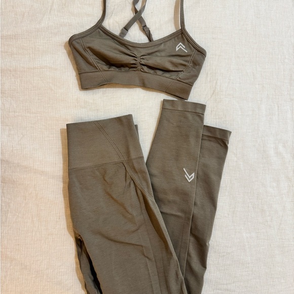 Oner Active Other - Oner Active Effortless Sports Bra and Leggings- Minky